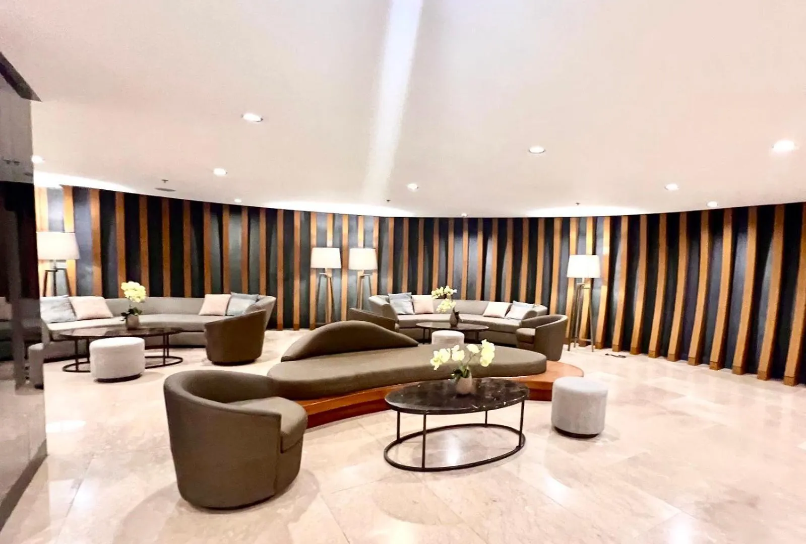 Moa - Aseana Value For Money Super Cozy Condo Манила