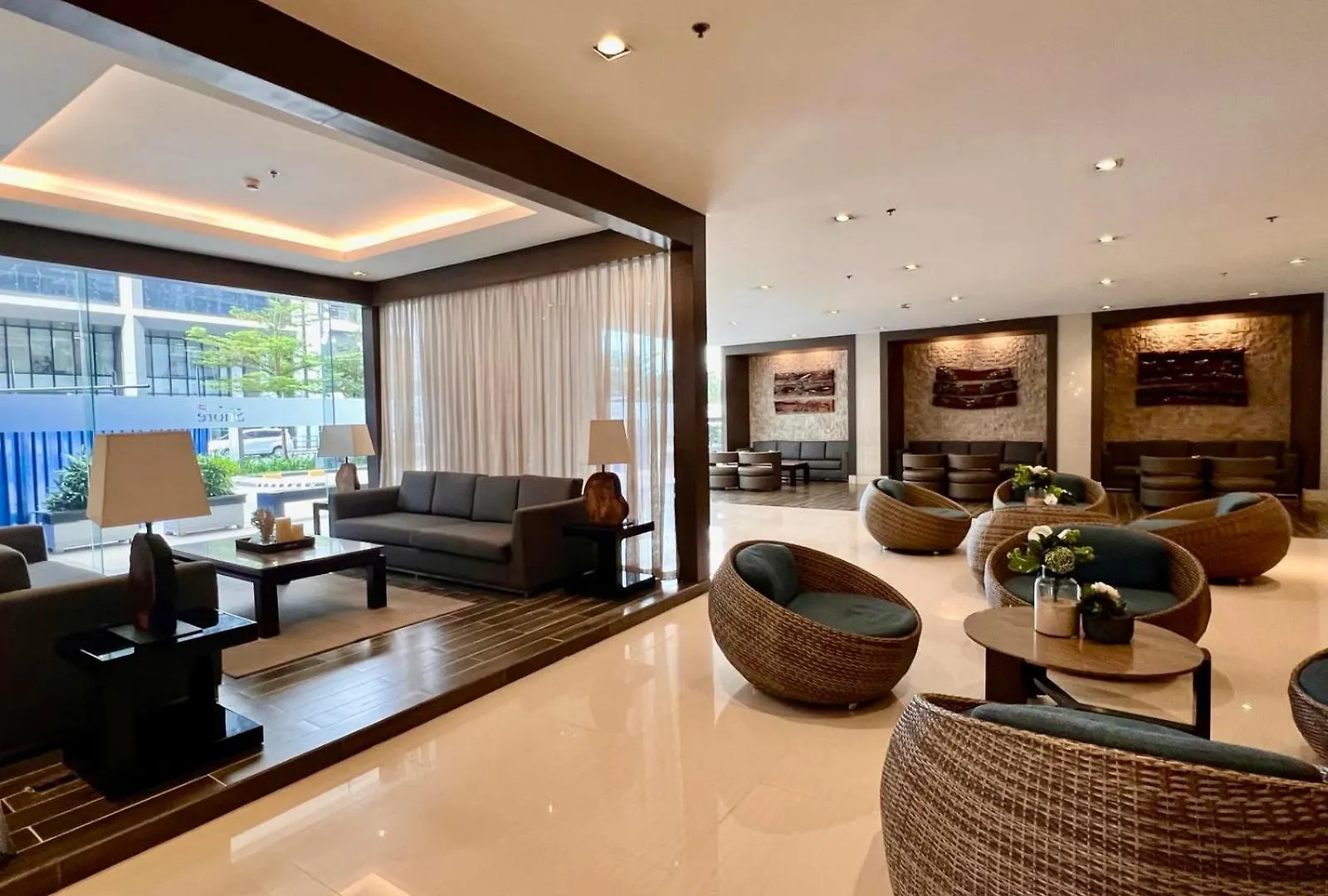 Апартаменты Moa - Aseana Value For Money Super Cozy Condo Манила